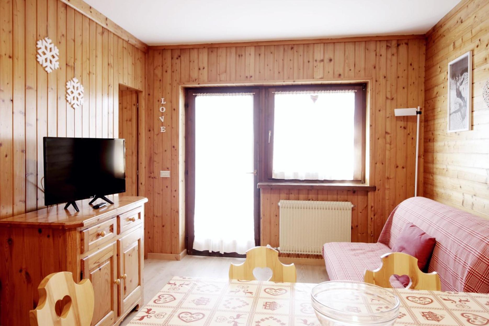 La Tana - Agenzia Dolomiti Affitti Apartment Cavalese Exterior foto
